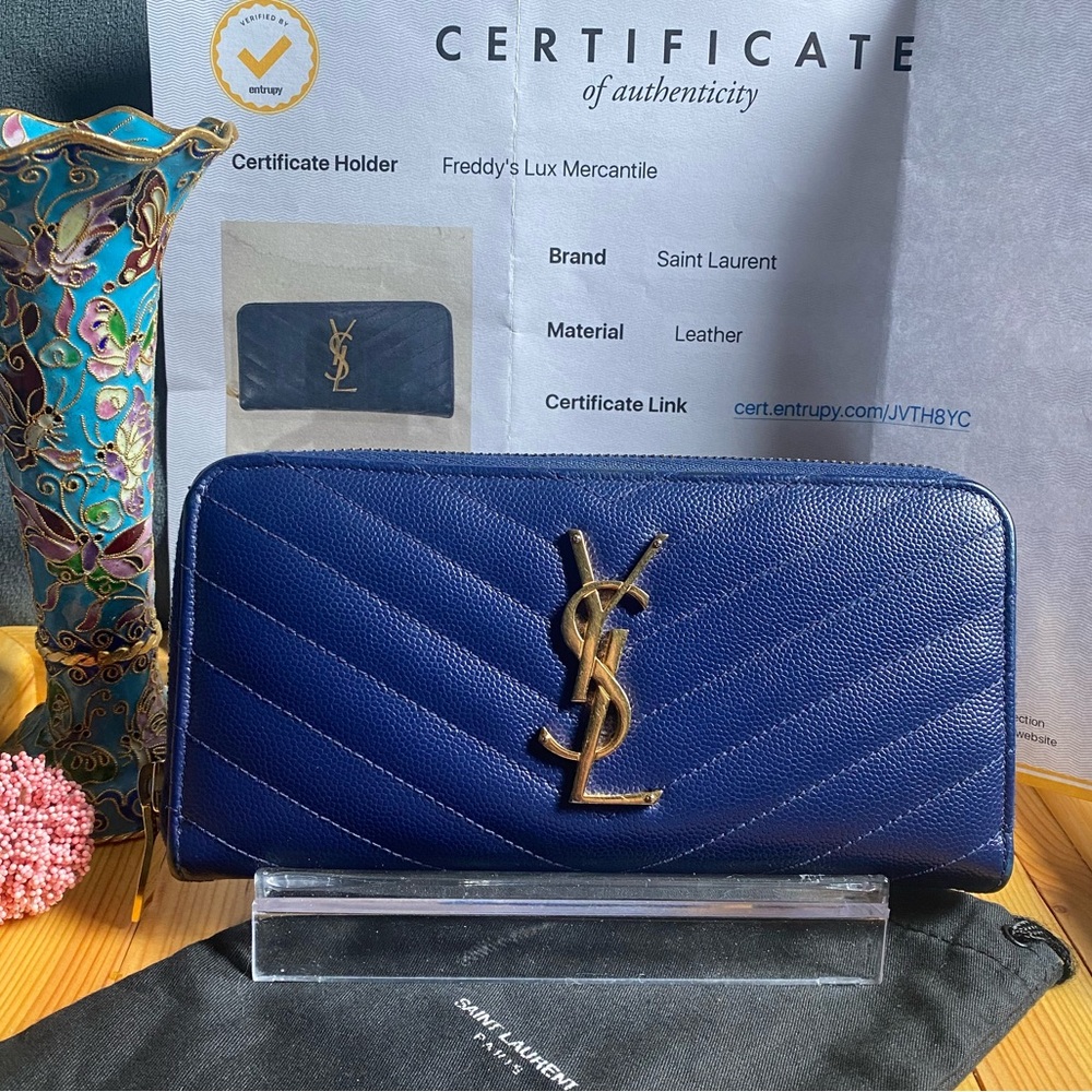 Yves Saint Laurent Grain De Poudre Matelassé Leather Monogram Zip Around Wallet